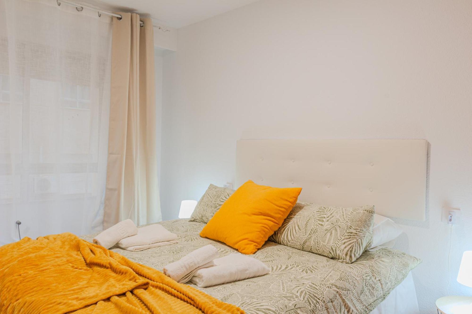 Menabrea Holiday House Near The Beach And Airport Santa Pola Bagian luar foto